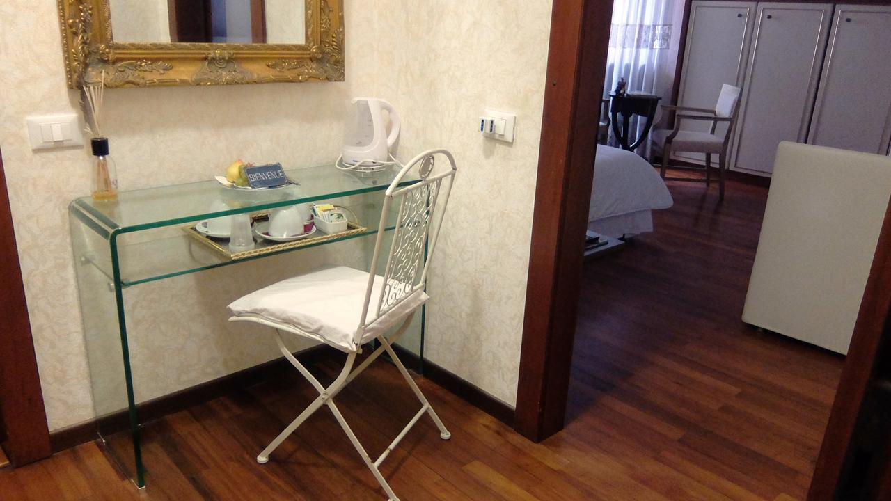 Luxury Triple Room,640569204:JPEG